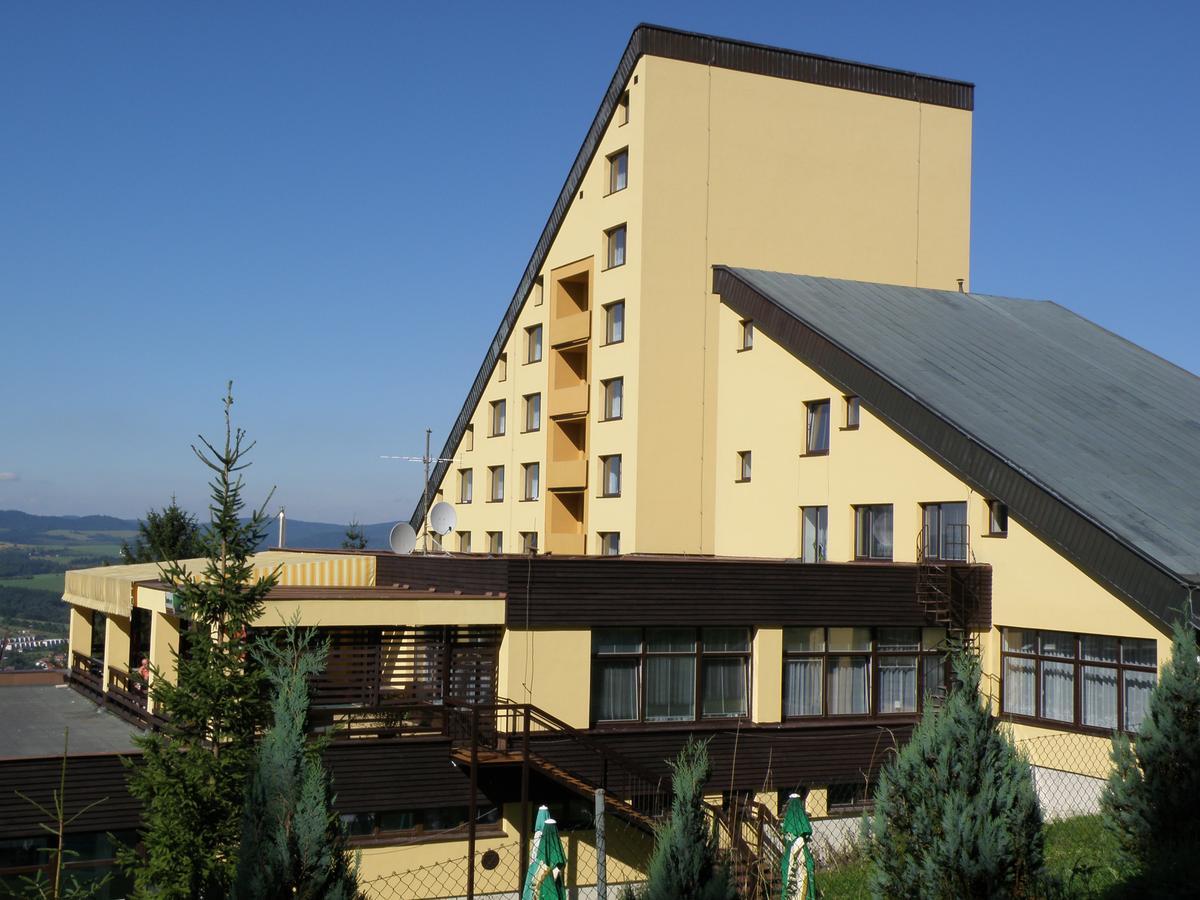 Horsky Hotel Jelenovska S Bazenem V Cene Valašské Klobouky 外观 照片