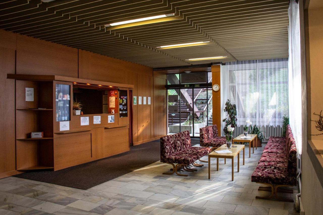 Horsky Hotel Jelenovska S Bazenem V Cene Valašské Klobouky 外观 照片